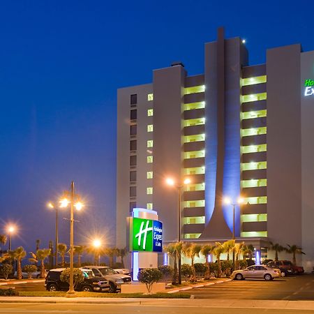 Holiday Inn Express & Suites Oceanfront Daytona Beach Shores By Ihg Exterior photo