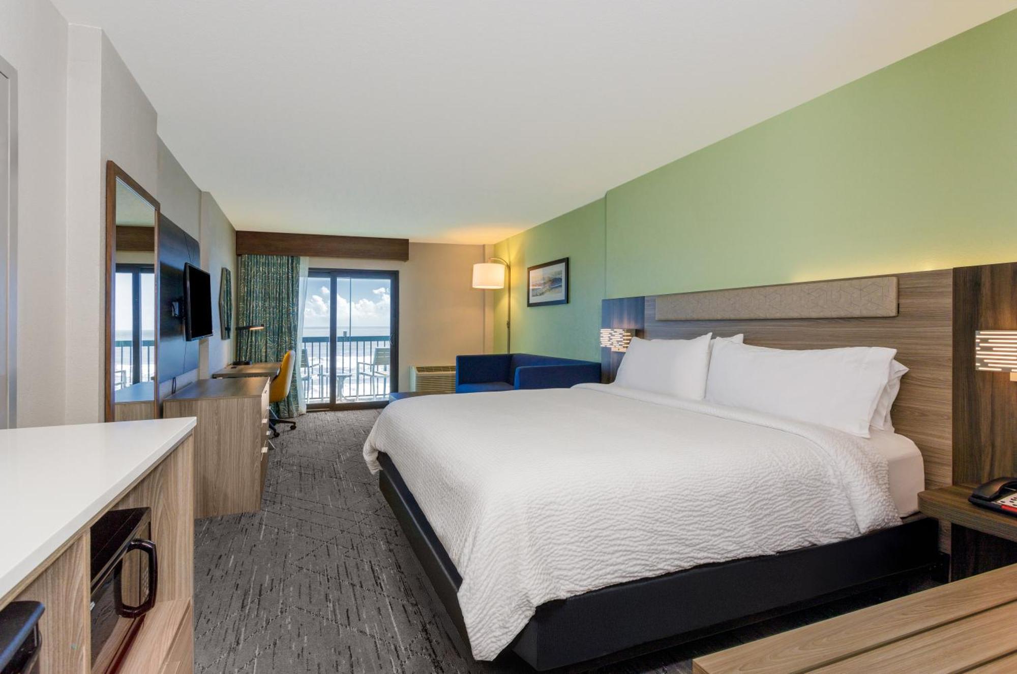 Holiday Inn Express & Suites Oceanfront Daytona Beach Shores By Ihg Exterior photo